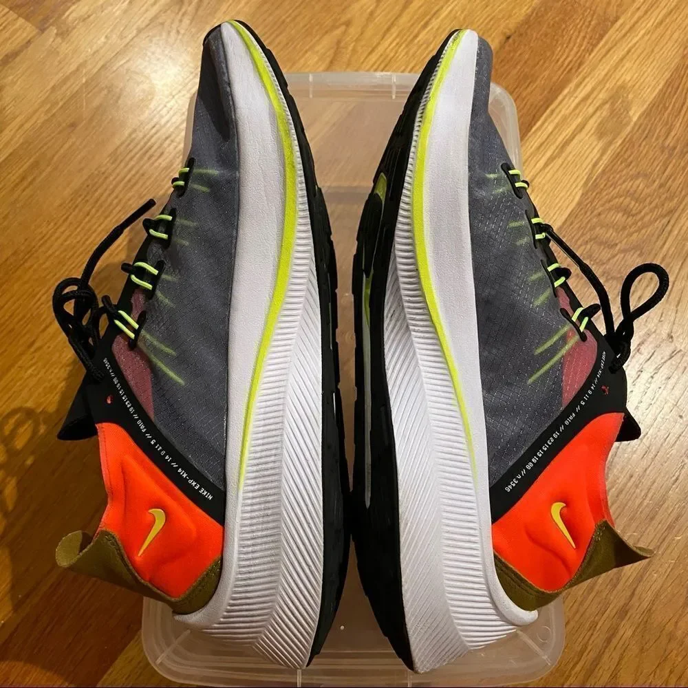NIKE Women’s EXP-X 14 Sneaker